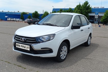 ВАЗ (LADA) Гранта седан классик/оптима 8 кл. в аренду под выкуп в Бери Рули