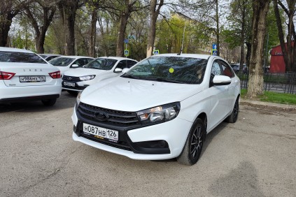 ВАЗ (LADA) Vesta в аренду под выкуп в Бери Рули