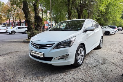 HYUNDAI Solaris хетчбек комфорт в аренду под выкуп в Бери Рули