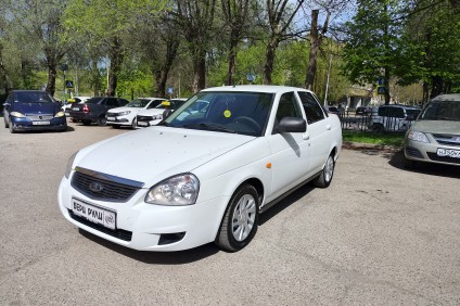 ВАЗ (LADA) Приора седан классик 16кл в аренду под выкуп в Бери Рули