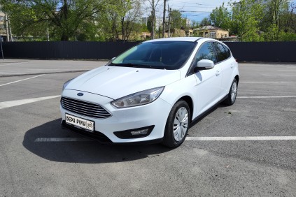 Ford Focus в аренду под выкуп в Бери Рули