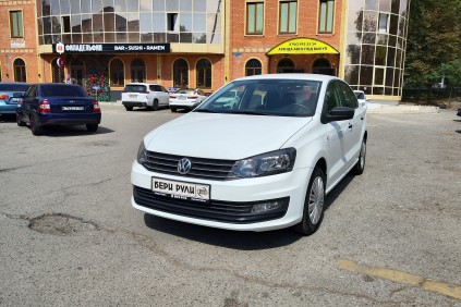 Volkswagen Polo в аренду под выкуп в Бери Рули
