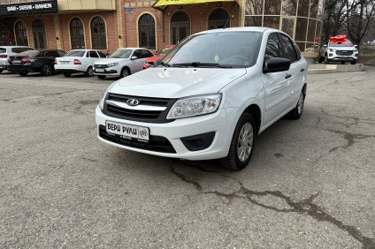 ВАЗ (LADA) Гранта лифтбек классик 8кл в аренду под выкуп в Бери Рули
