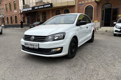 Volkswagen Polo в аренду под выкуп в Бери Рули