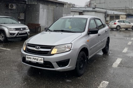 ВАЗ (LADA) Гранта лифтбек классик 8кл в аренду под выкуп в Бери Рули
