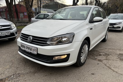 Volkswagen Polo в аренду под выкуп в Бери Рули
